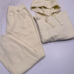 All in Motion yellow sweatshirt and pants